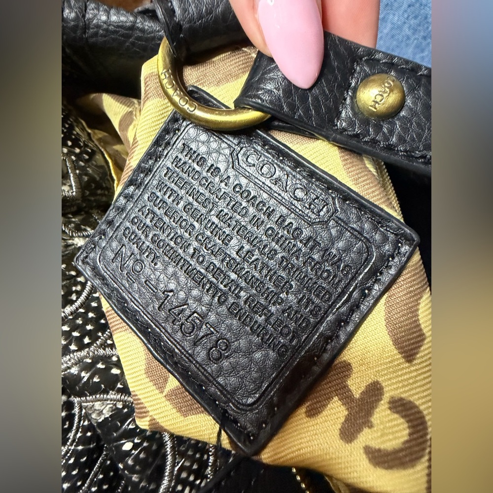 Coach Signature Embossed Tote Bag 14578 Black Gray Leather Trim Gold Hardware - Picture 7 of 17